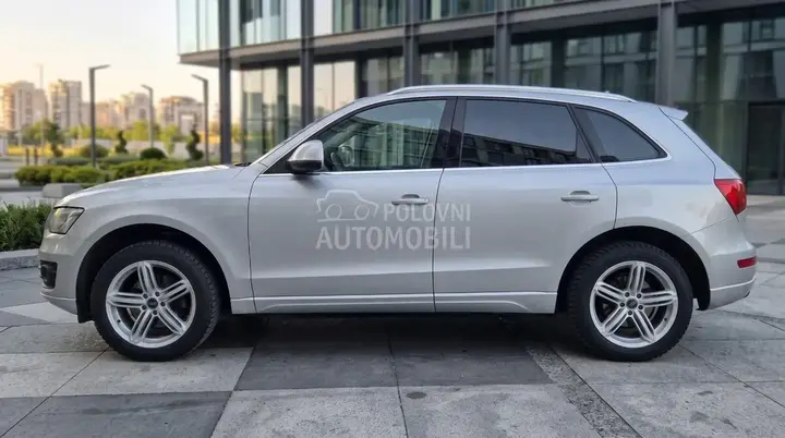 Audi Q5 2008 photo 5