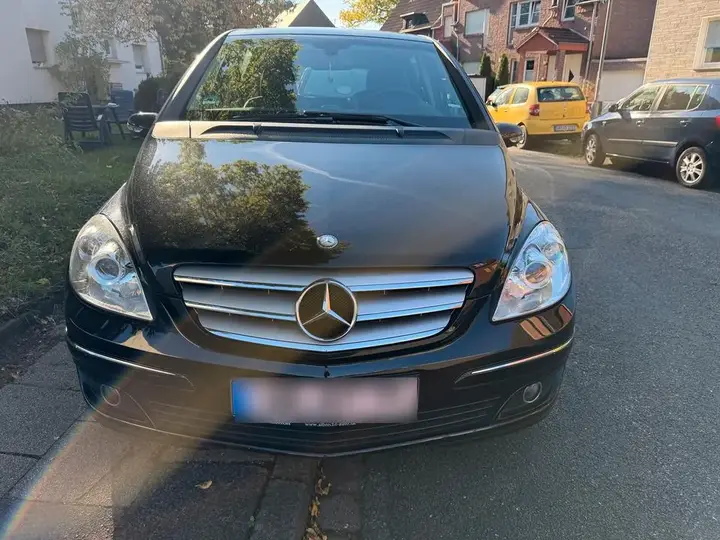 Mercedes-Benz B 150
