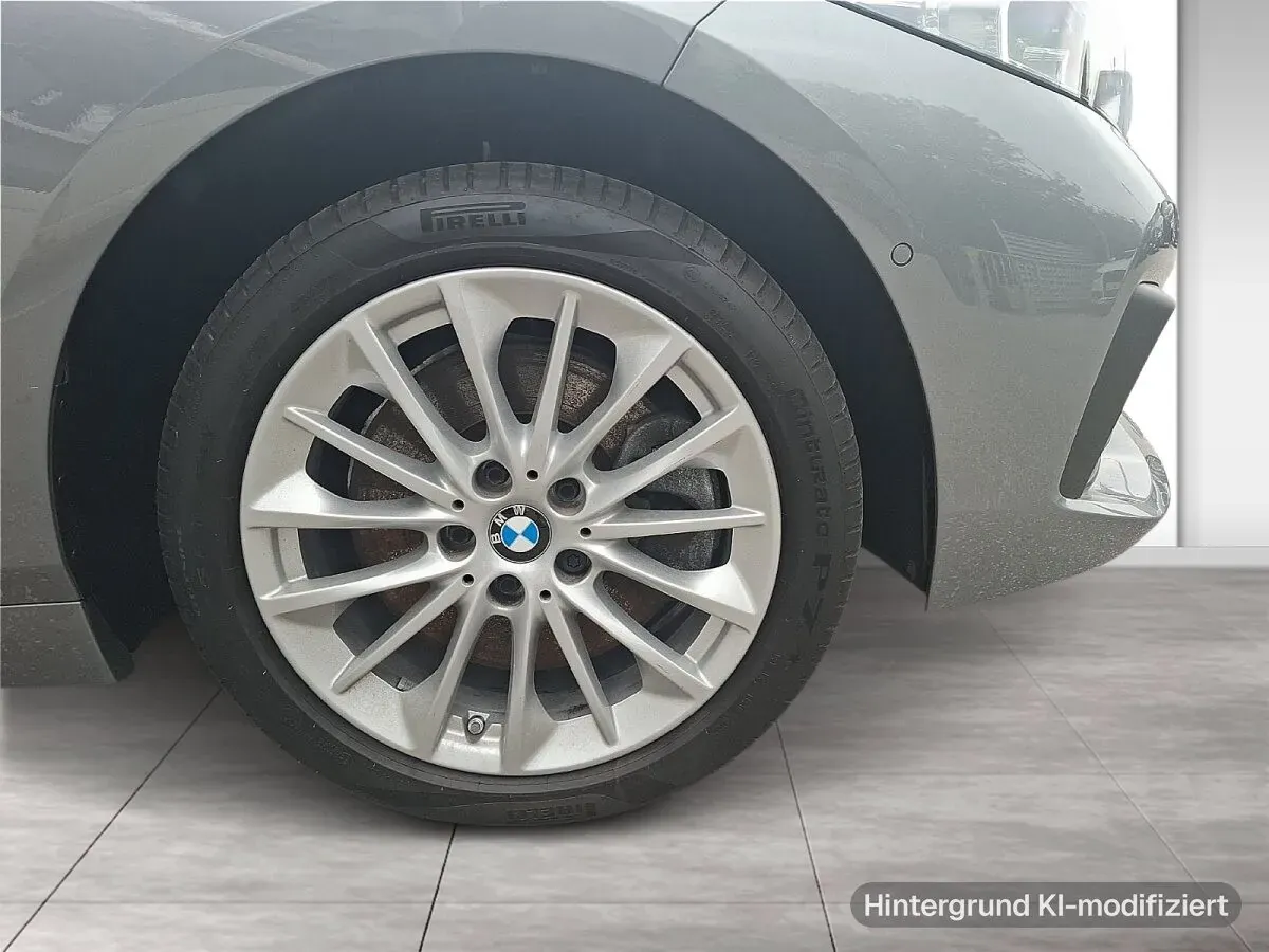 BMW 1 Series 2023 photo 3