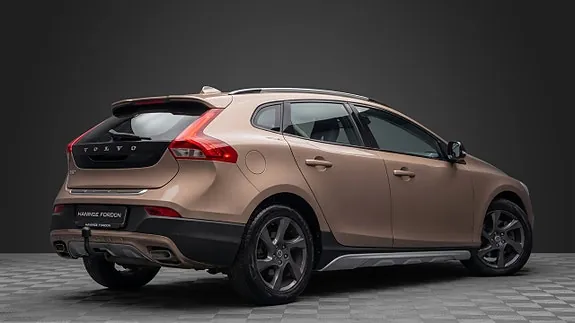 Volvo V40 Cross Country 2013 photo 4