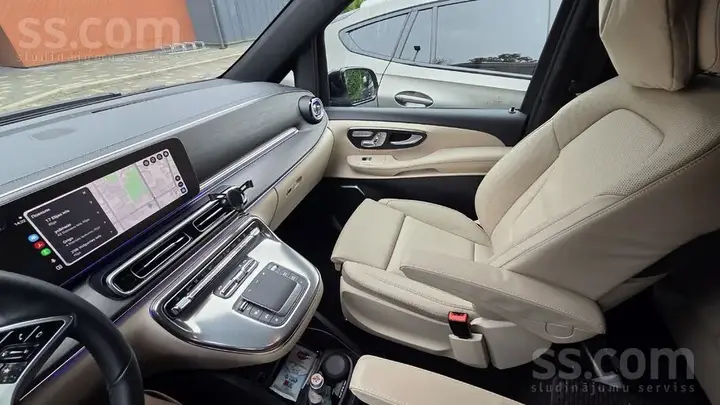 Mercedes-Benz V 300 2025 photo 5