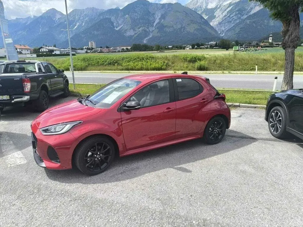 Mazda Mazda2 photo 2