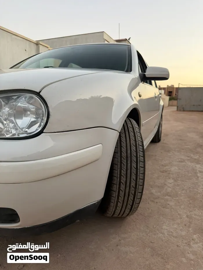Volkswagen Golf 2000 photo 3