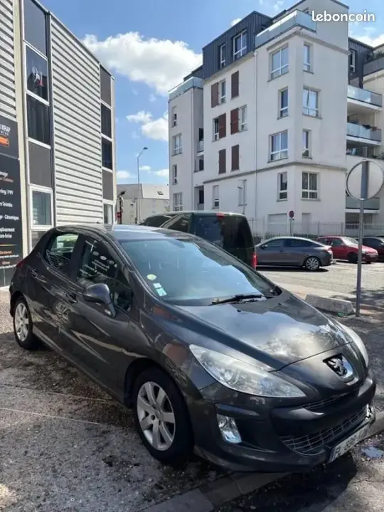 Peugeot 308 2010 photo 5