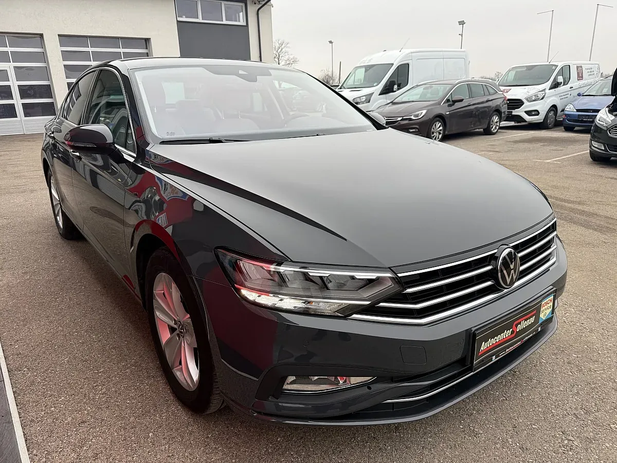 Volkswagen Passat 2021 photo 3