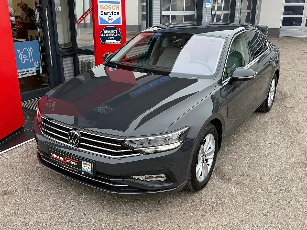 Volkswagen Passat 2021 photo 2