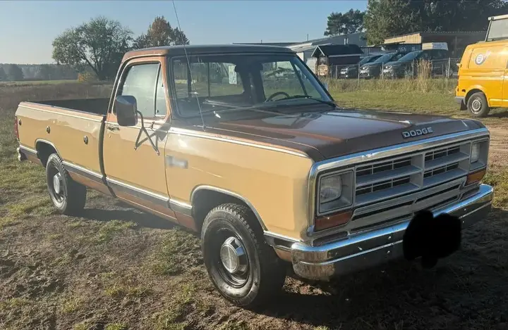 Dodge Ram D-150