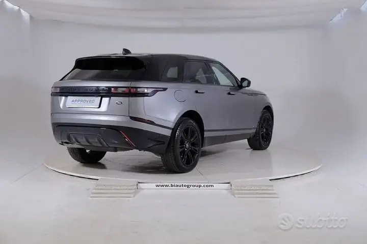 Land Rover Velar 2021 photo 2