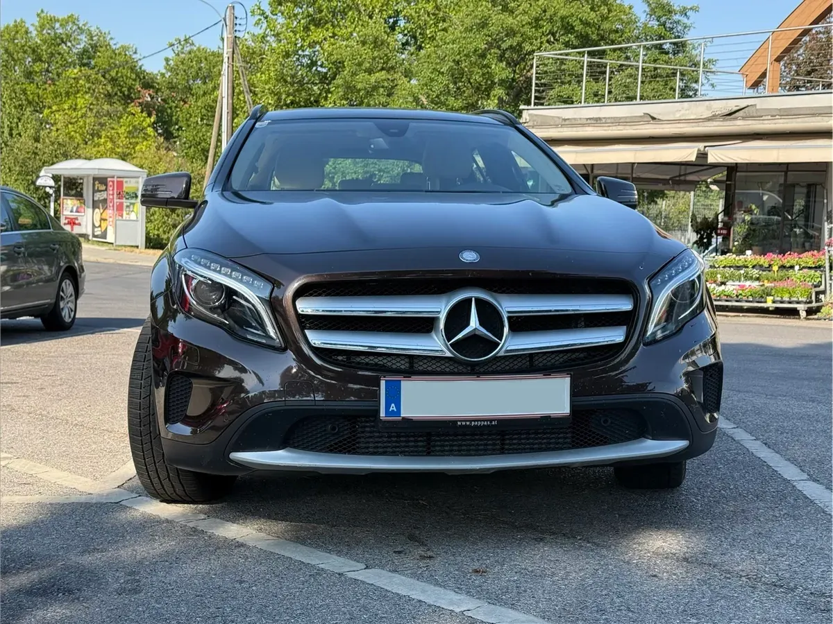 Mercedes-Benz Gla 2016 photo 2
