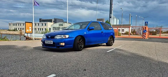 Nissan Almera 1997 photo 3