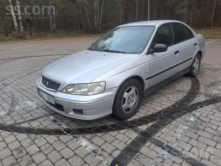 Honda Accord 1999 photo 2