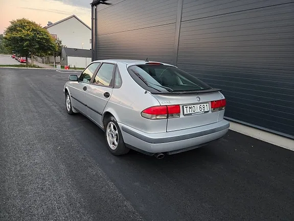 Saab 9-3 2002 photo 4