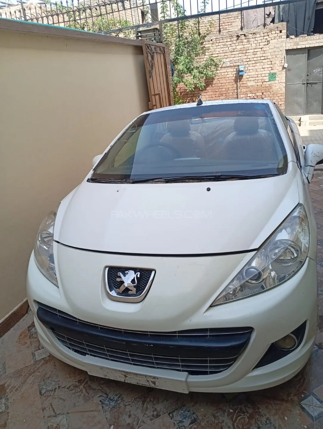 Peugeot 309