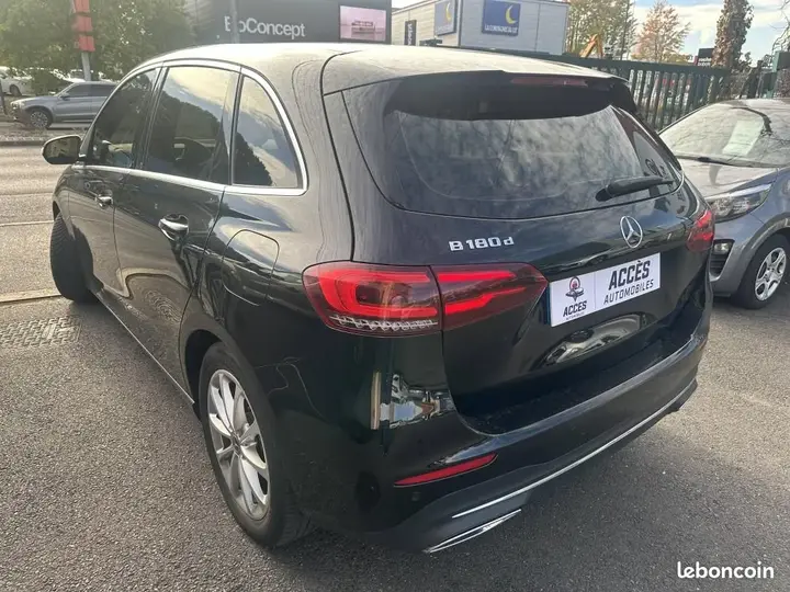 Mercedes-Benz B-Class 2019 photo 4