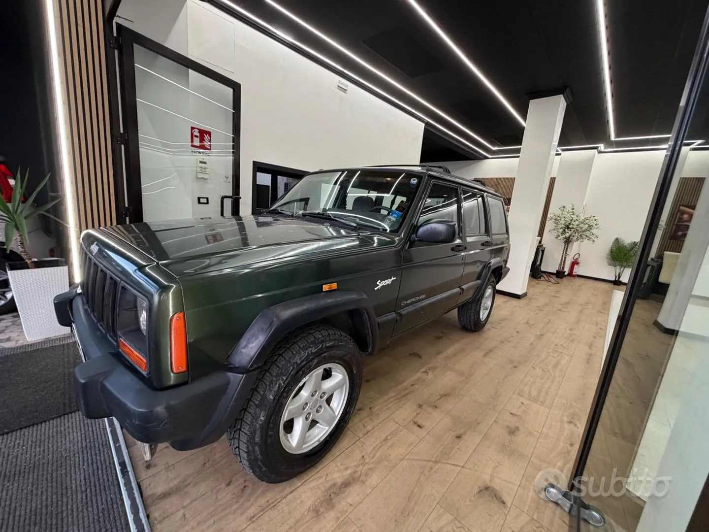 Jeep Cherokee 1998 photo 3