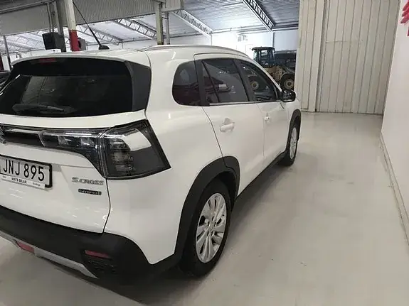 Suzuki S-Cross 2023 photo 4
