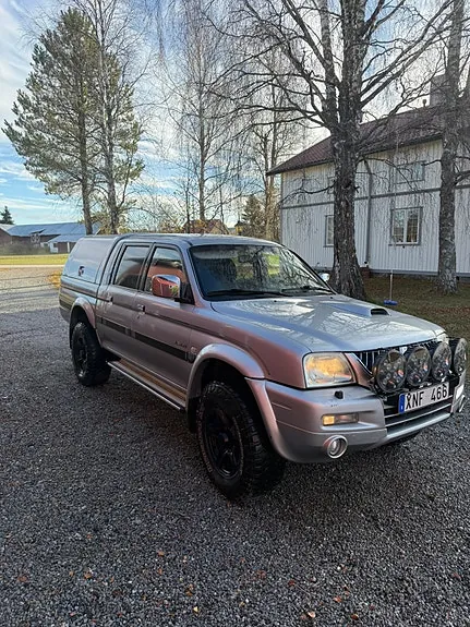 Mitsubishi L200 2006 photo 4