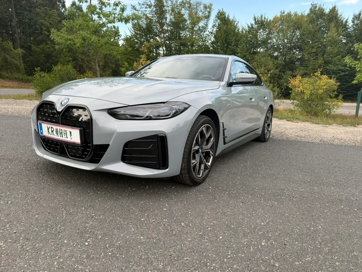 BMW I4 2022 photo 2