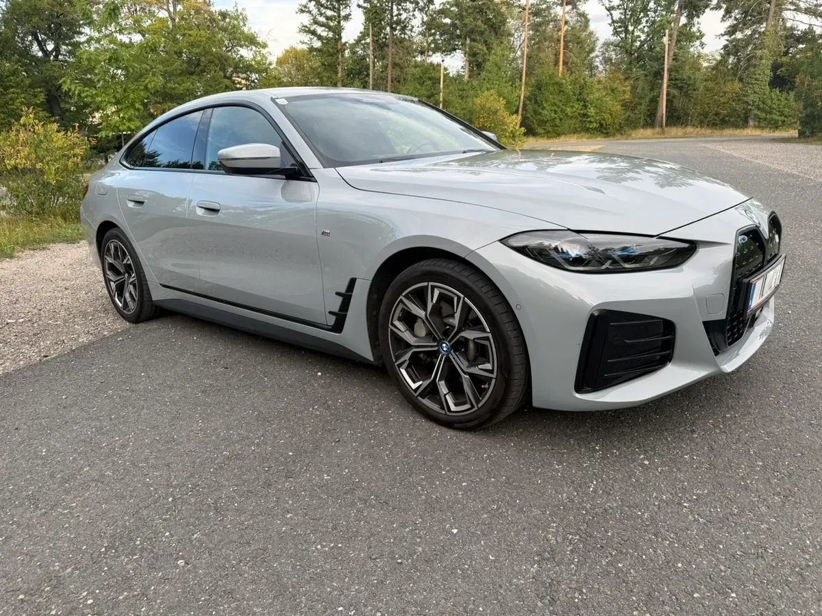 BMW I4