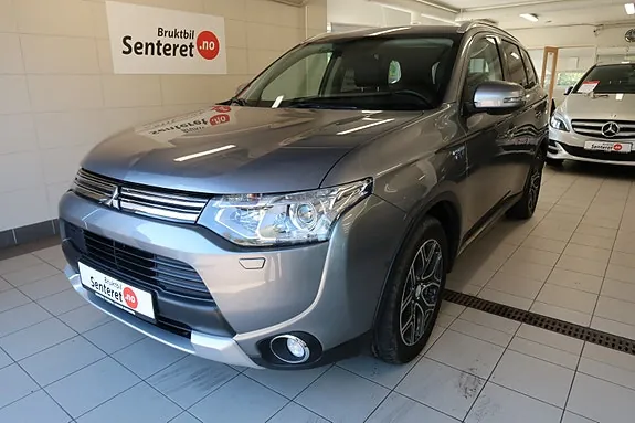 Mitsubishi Outlander 2015 photo 2