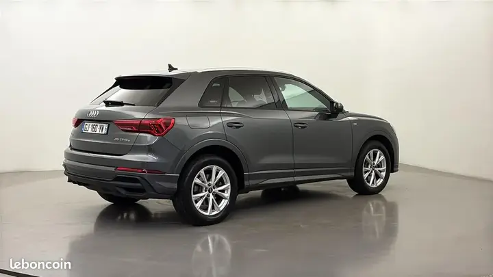 Audi Q3 2022 photo 5