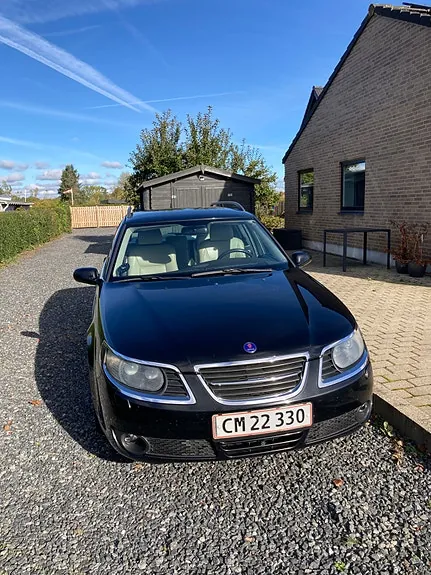 Saab 9-5 2009 photo 2