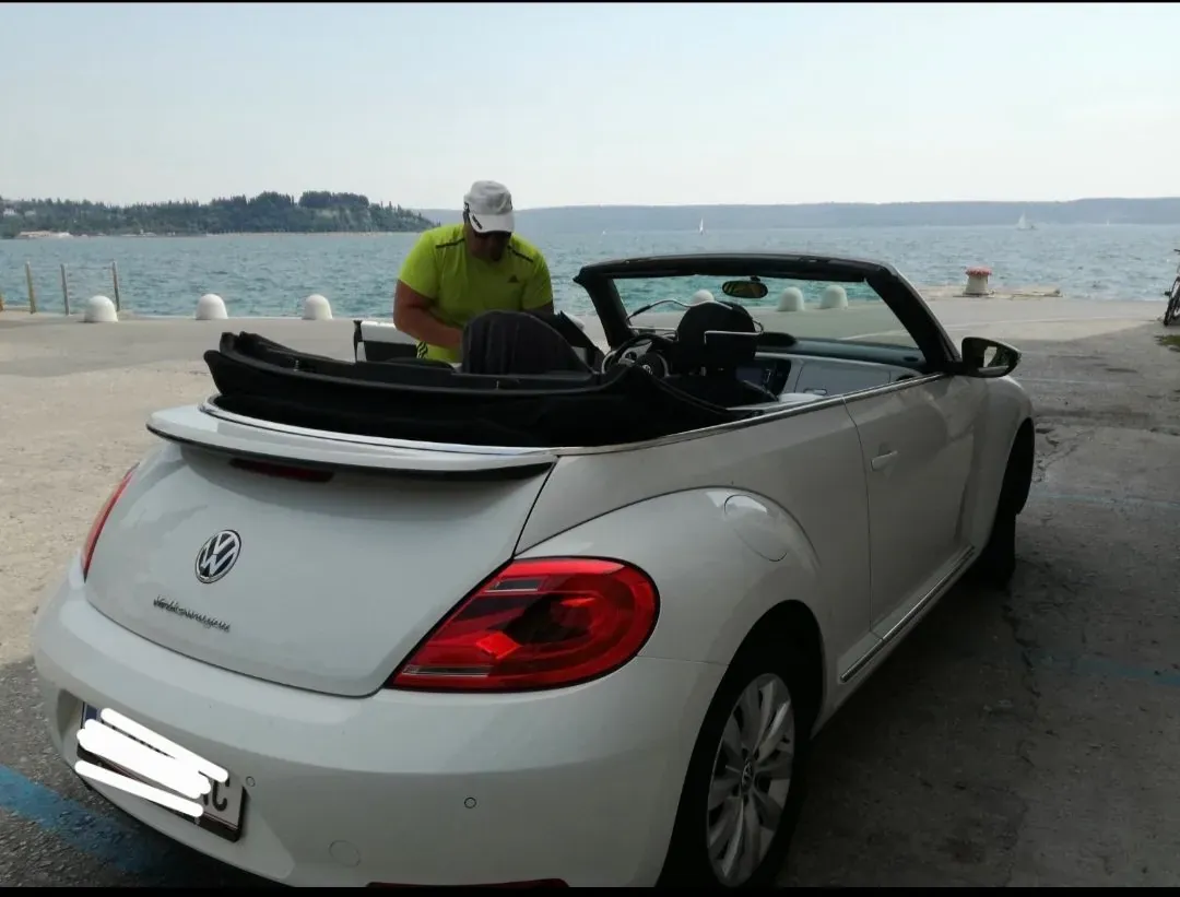 Volkswagen Beetle 2014 photo 2