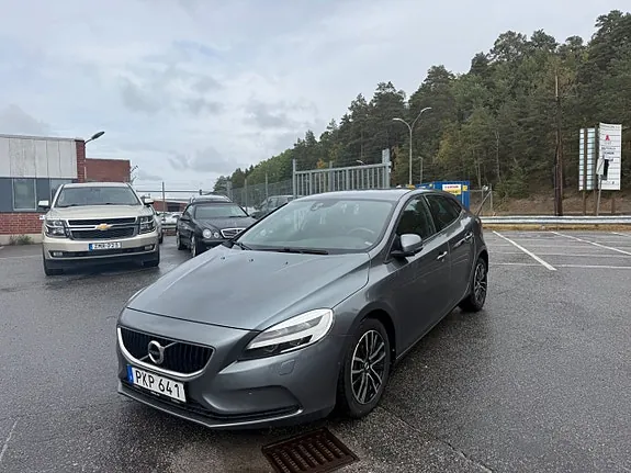 Volvo V40 2018 photo 2