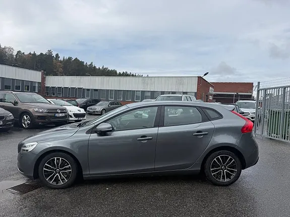 Volvo V40 2018 photo 4