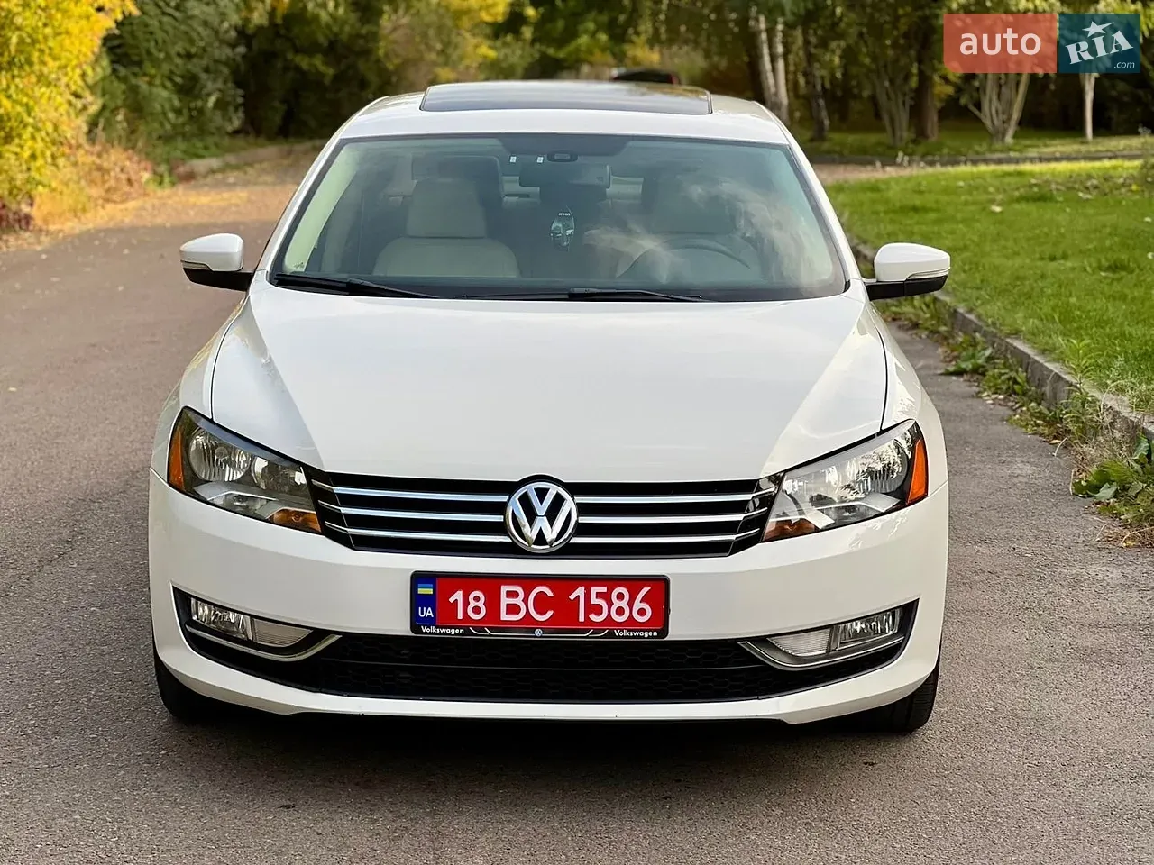 Volkswagen Passat 2013 photo 2