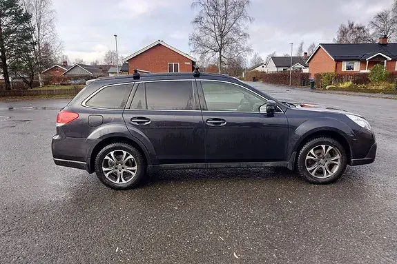 Subaru Outback 2013 photo 5