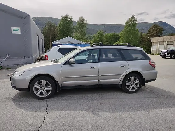 Subaru Legacy 2009 photo 3
