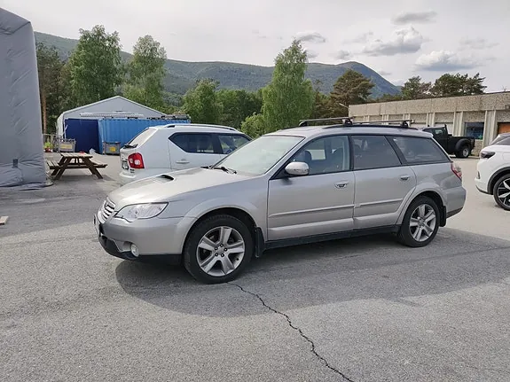 Subaru Legacy 2009 photo 4