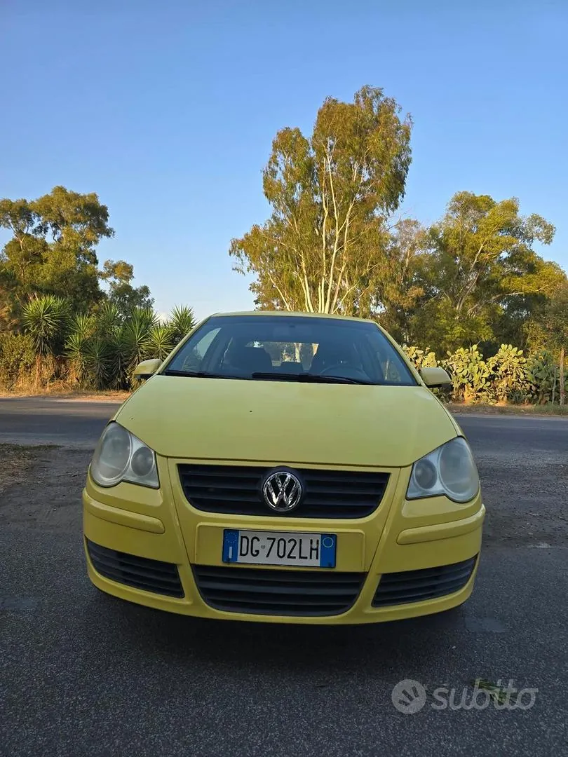 Volkswagen Polo 2007 photo 2