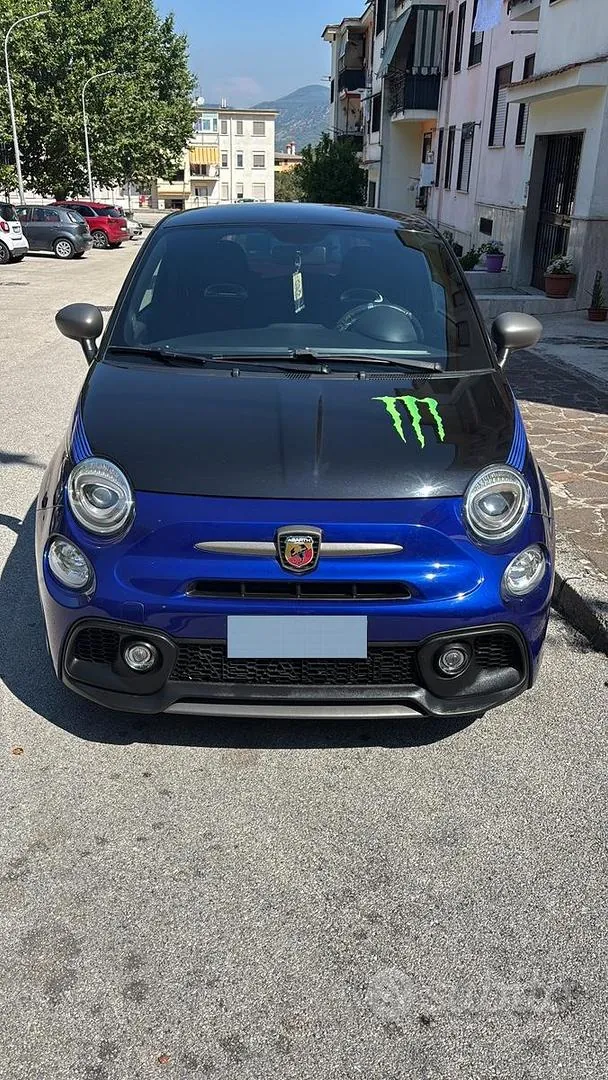 Abarth 595 2021 photo 2