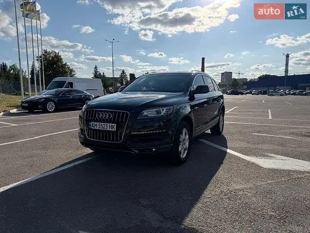 Audi Q7 2013 photo 5