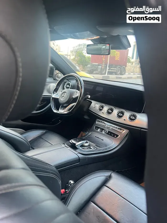 Mercedes-Benz E-Class 2018 photo 3