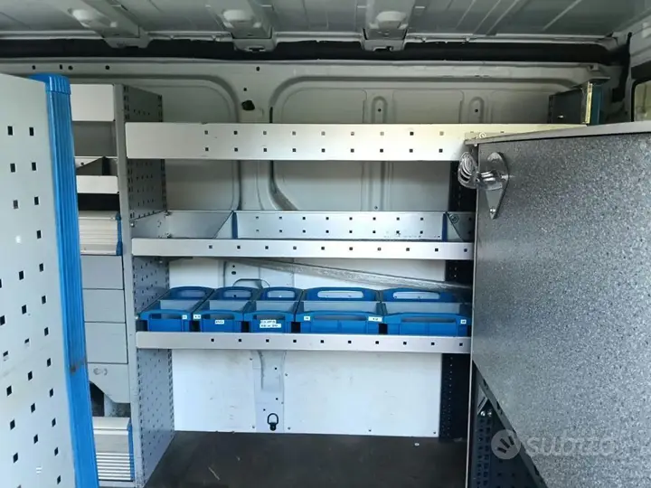 Renault Trafic 2015 photo 4