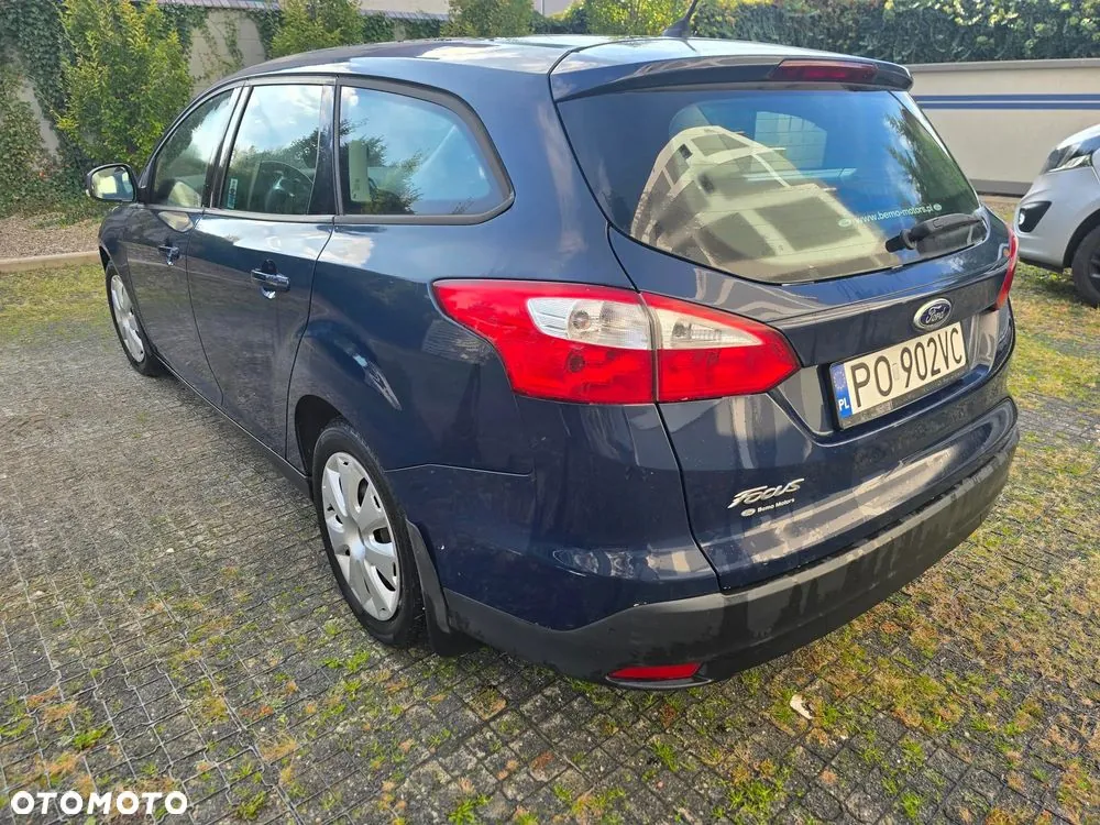 Ford Focus 2012 photo 2