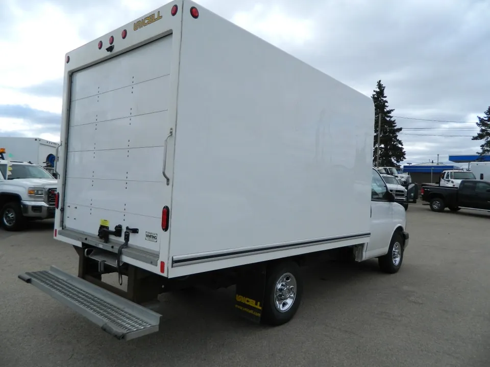 Chevrolet Express 2023 photo 5