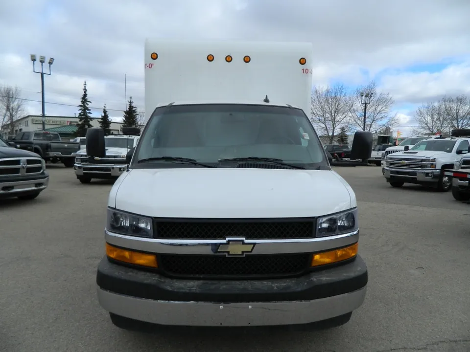 Chevrolet Express 2023 photo 4