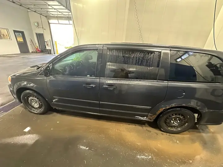 Dodge Grand Caravan 2012 photo 4