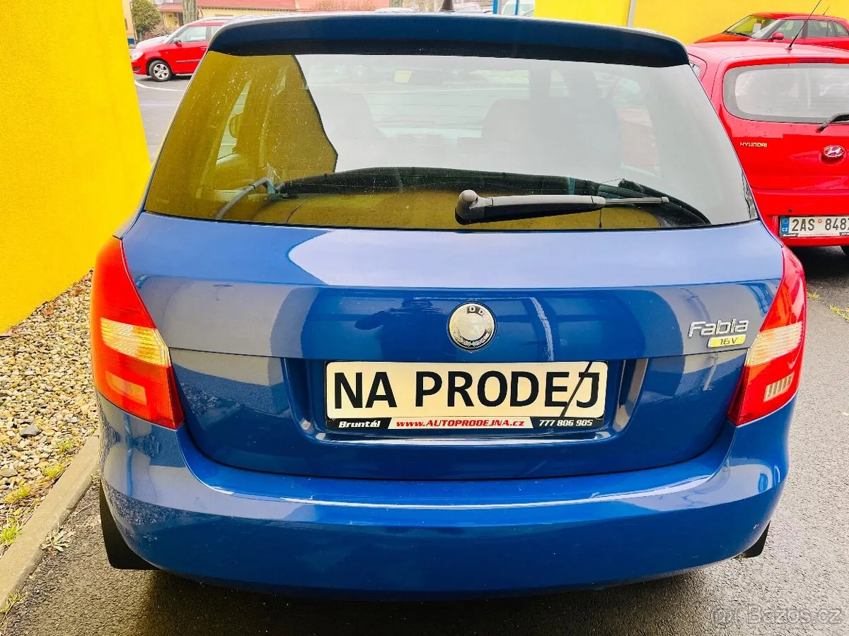 Skoda Fabia 2009 photo 5