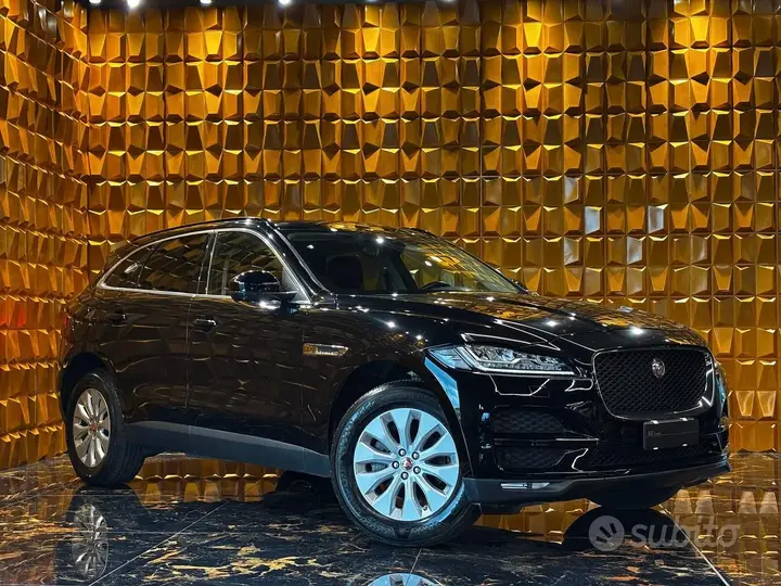 Jaguar F-Pace