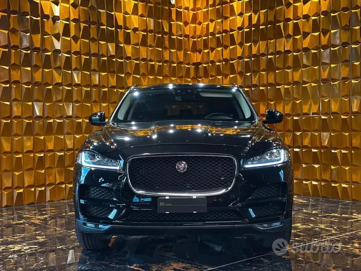 Jaguar F-Pace 2020 photo 2