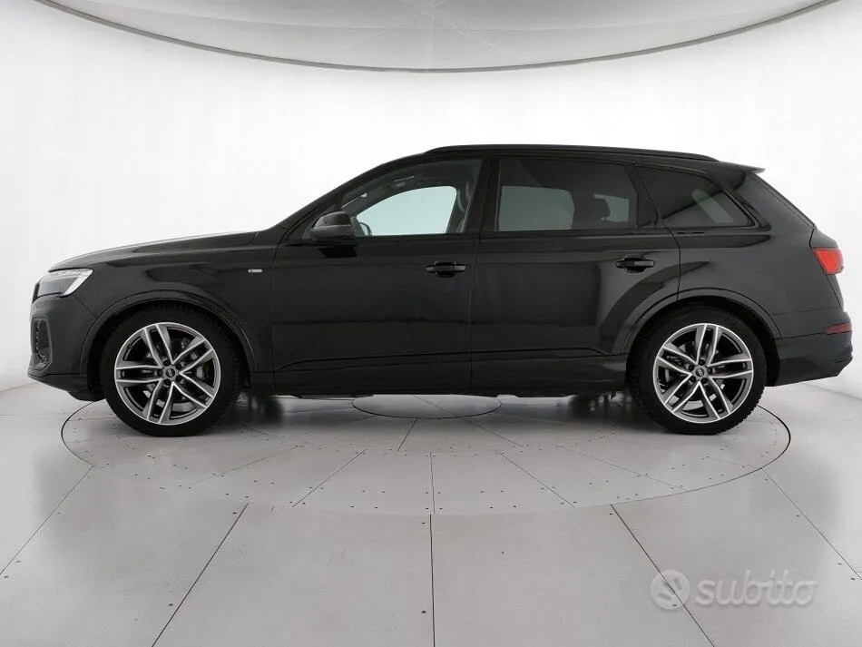 Audi Q7 2025 photo 3