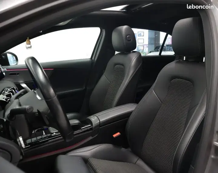 Mercedes-Benz A-Class 2020 photo 5