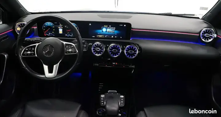 Mercedes-Benz A-Class 2020 photo 3