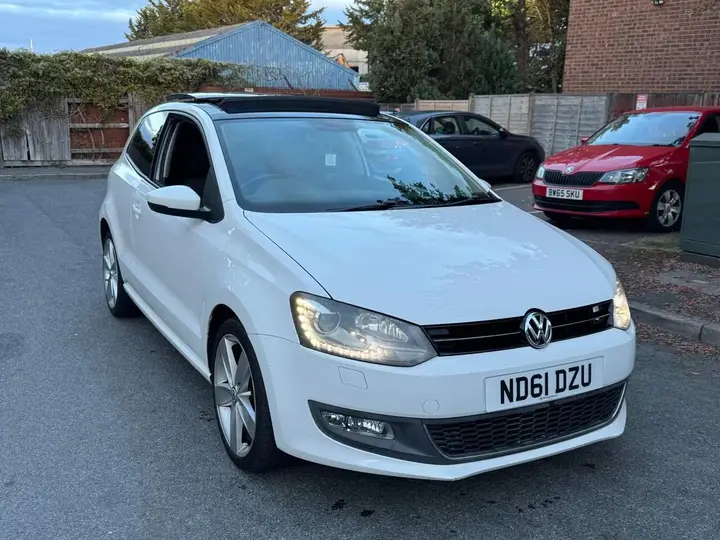 Volkswagen Polo 2011 photo 3
