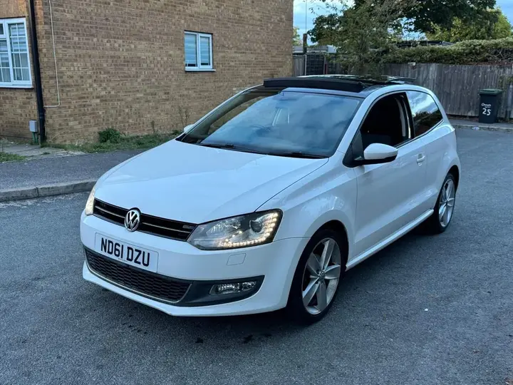 Volkswagen Polo 2011 photo 4